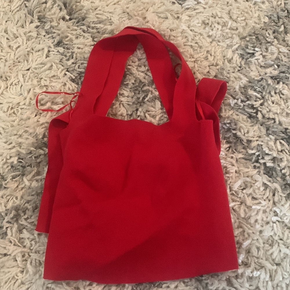 Red crop top - Picture 2 of 2